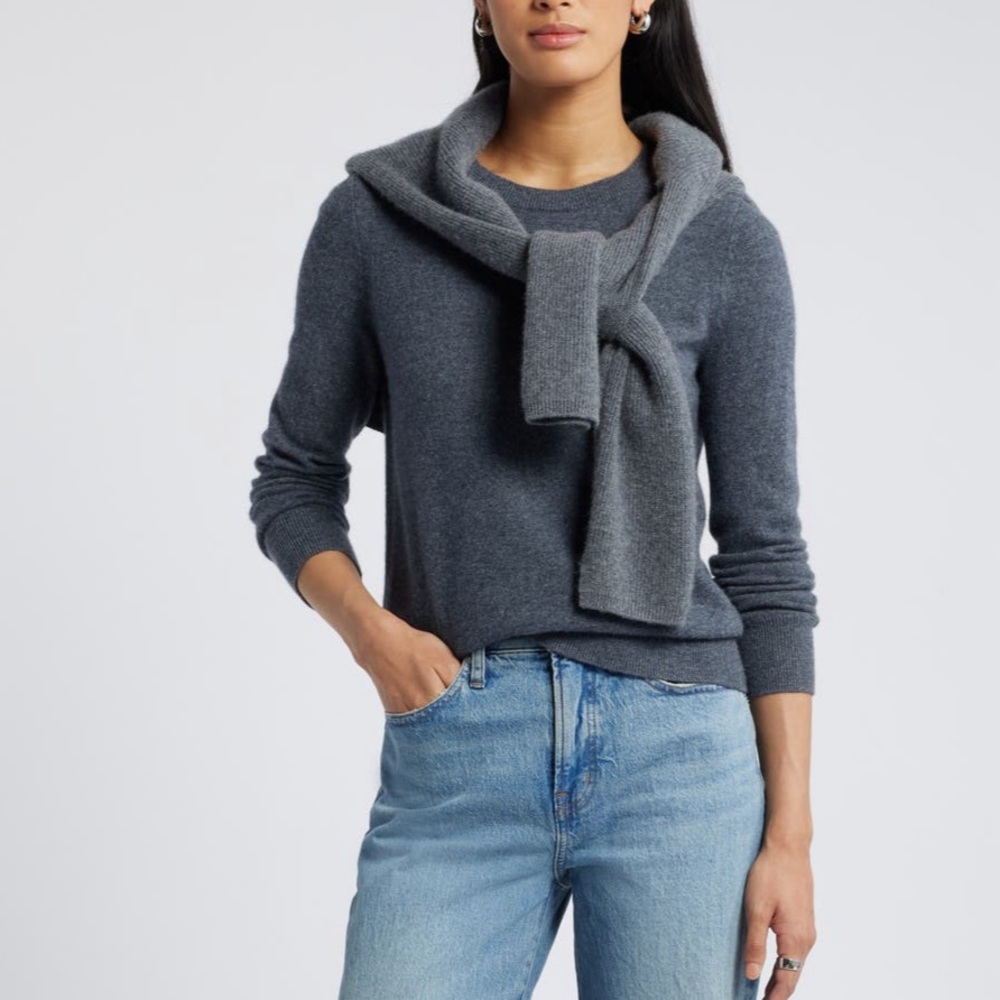 Halogen dark grey cashmere crewneck sweater